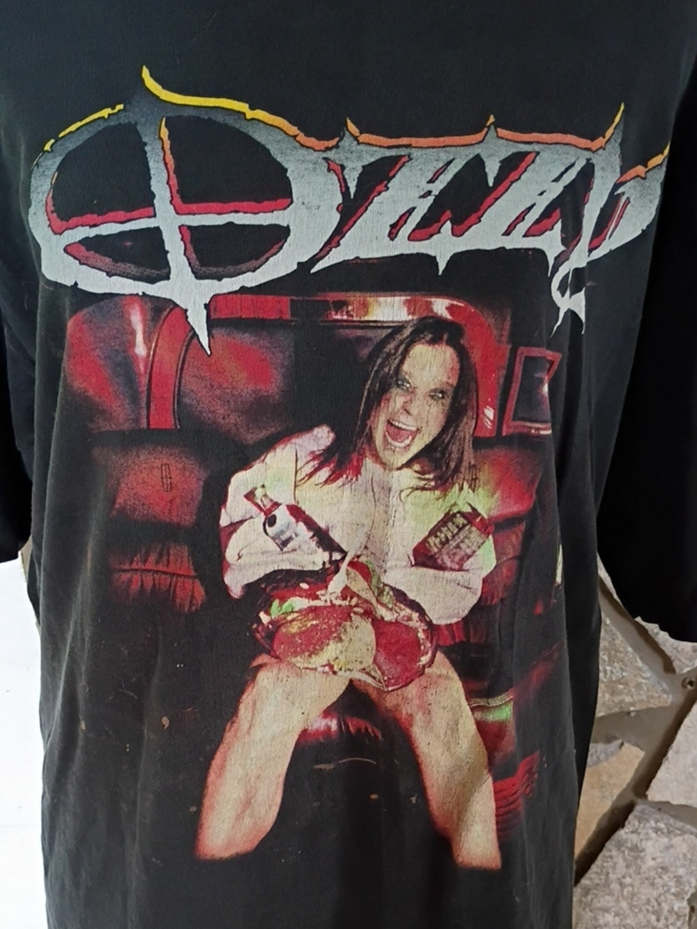 Black Graphic Short-Sleeve Band Tee with Red Artwork - Men’s Shirt